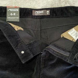 NWT  MOUNTAIN KHAKIS  Women’s  Clara Kent Corduroy Pants  6-R  Straight Fit